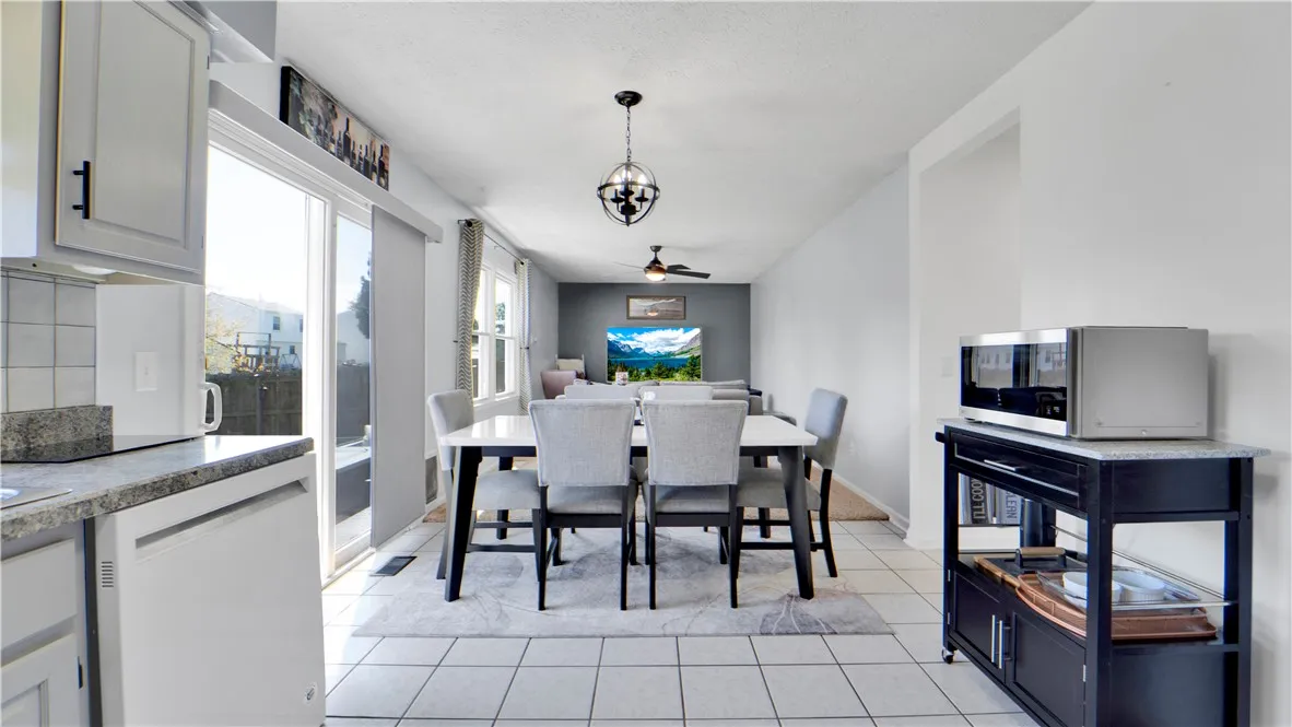 82 Constance Way West, Greece, New York 14612, Greece, New York 14612, 3 Bedrooms Bedrooms, 7 Rooms Rooms,1 BathroomBathrooms,Residential,Closed,82 Constance Way West, Greece, New York 14612,0,R1631015