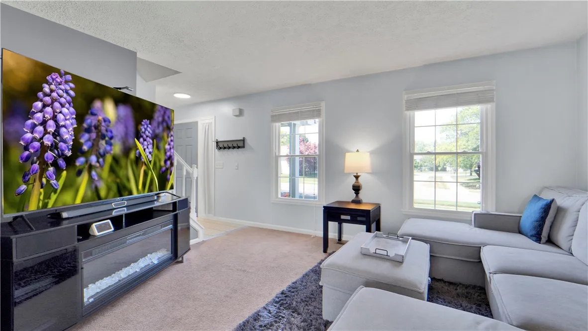 82 Constance Way West, Greece, New York 14612, Greece, New York 14612, 3 Bedrooms Bedrooms, 7 Rooms Rooms,1 BathroomBathrooms,Residential,Closed,82 Constance Way West, Greece, New York 14612,0,R1631015