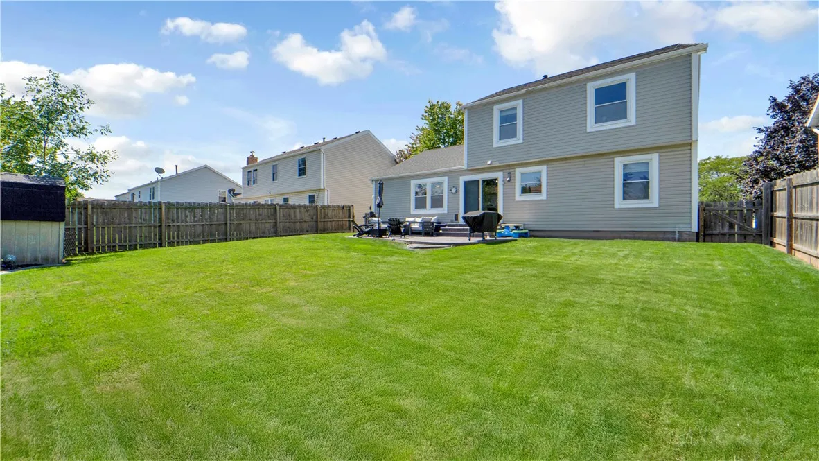 82 Constance Way West, Greece, New York 14612, Greece, New York 14612, 3 Bedrooms Bedrooms, 7 Rooms Rooms,1 BathroomBathrooms,Residential,Closed,82 Constance Way West, Greece, New York 14612,0,R1631015