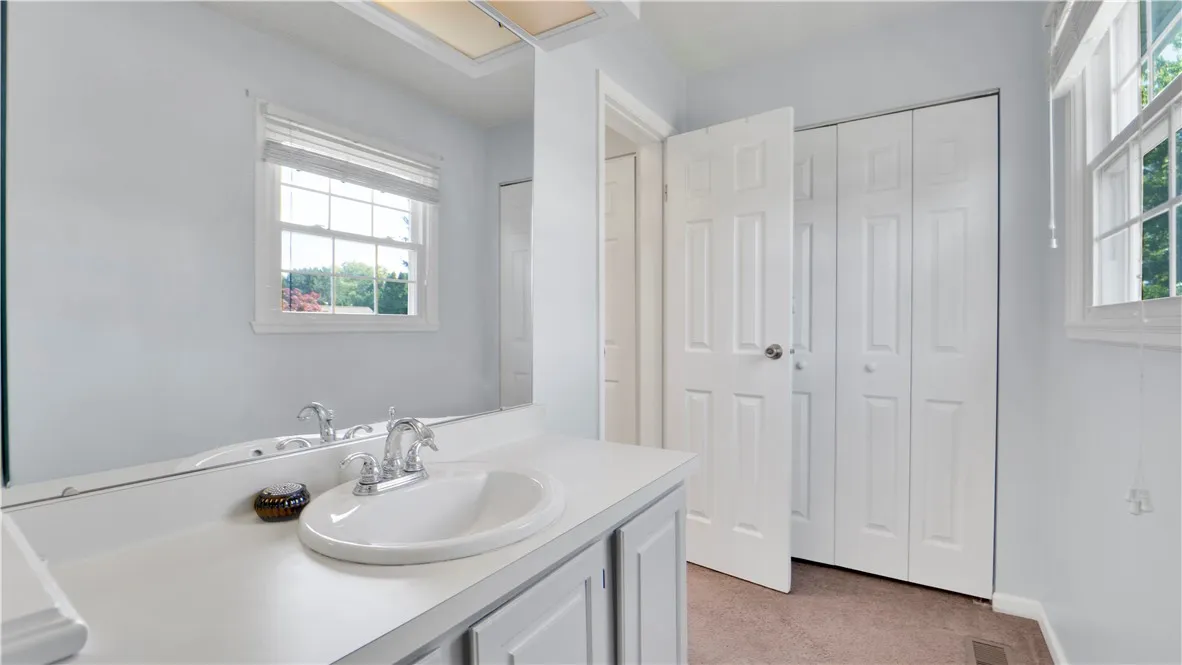 82 Constance Way West, Greece, New York 14612, Greece, New York 14612, 3 Bedrooms Bedrooms, 7 Rooms Rooms,1 BathroomBathrooms,Residential,Closed,82 Constance Way West, Greece, New York 14612,0,R1631015