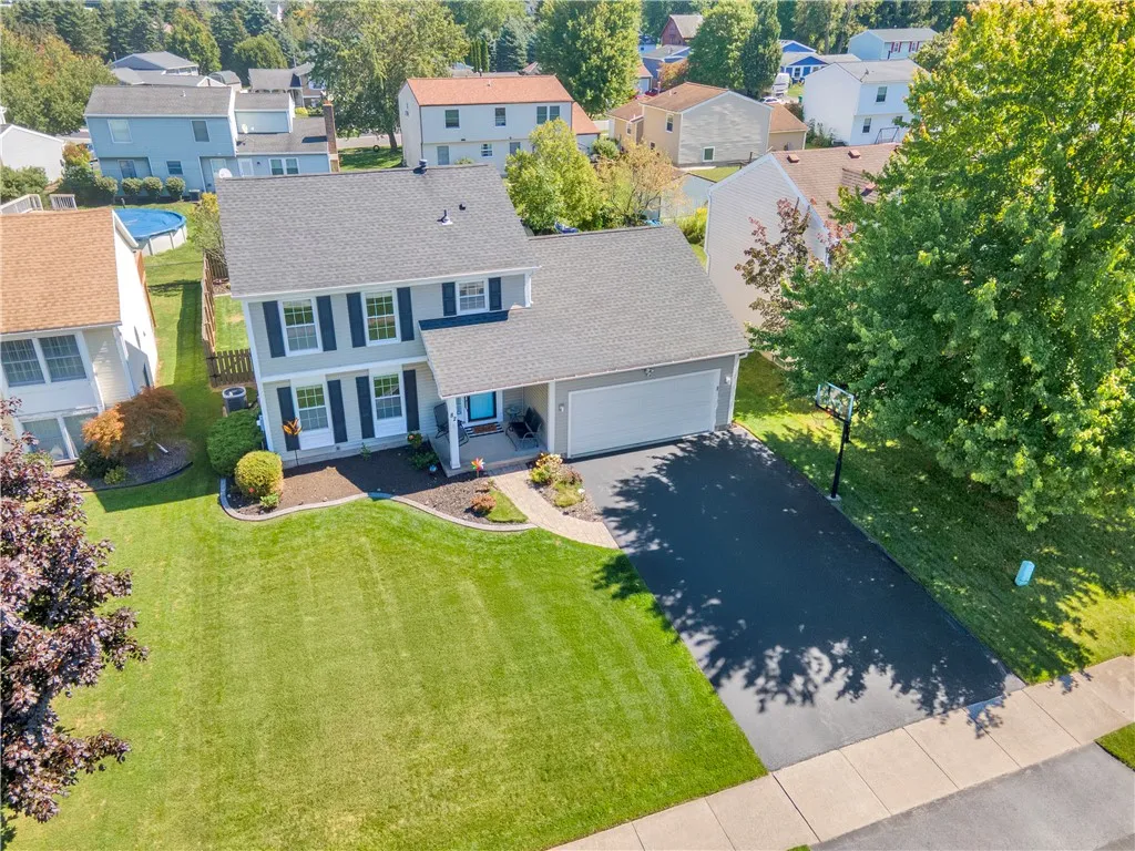 82 Constance Way West, Greece, New York 14612, Greece, New York 14612, 3 Bedrooms Bedrooms, 7 Rooms Rooms,1 BathroomBathrooms,Residential,Closed,82 Constance Way West, Greece, New York 14612,0,R1631015