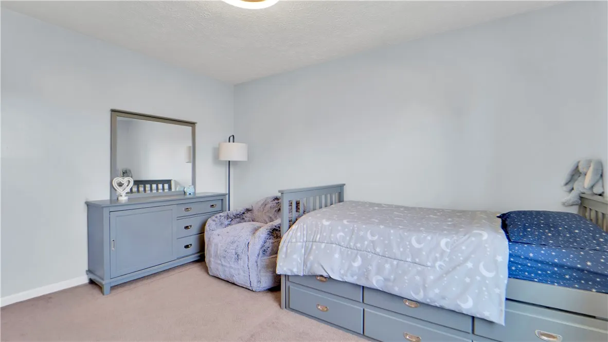 82 Constance Way West, Greece, New York 14612, Greece, New York 14612, 3 Bedrooms Bedrooms, 7 Rooms Rooms,1 BathroomBathrooms,Residential,Closed,82 Constance Way West, Greece, New York 14612,0,R1631015