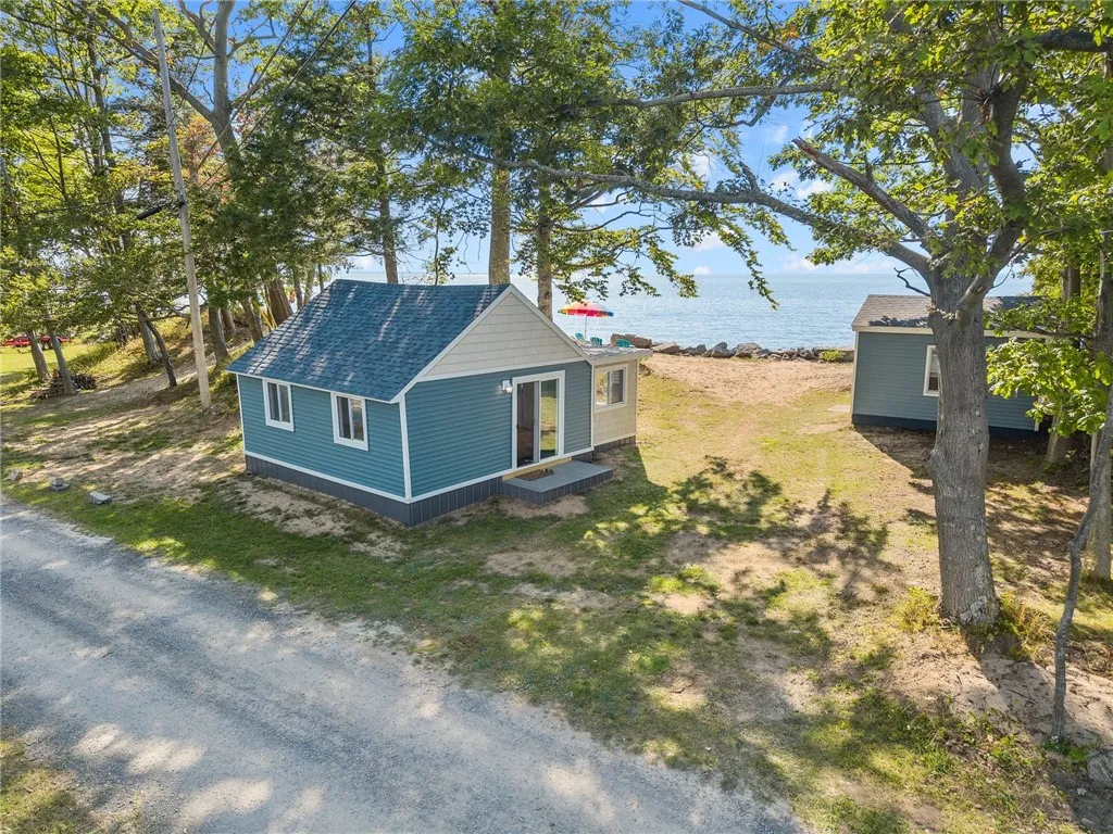 81 North Rainbow Shores Road, Sandy Creek, New Yor, Sandy Creek, New York 13142, 2 Bedrooms Bedrooms, 4 Rooms Rooms,1 BathroomBathrooms,Residential,For Sale,81 North Rainbow Shores Road, Sandy Creek, New Yor,0,R1636949