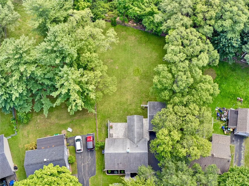 50 Pontiac Street, Webster, New York 14580, Webster, New York 14580, 4 Bedrooms Bedrooms, 7 Rooms Rooms,1 BathroomBathrooms,Residential,Closed,50 Pontiac Street, Webster, New York 14580,0,R1636921