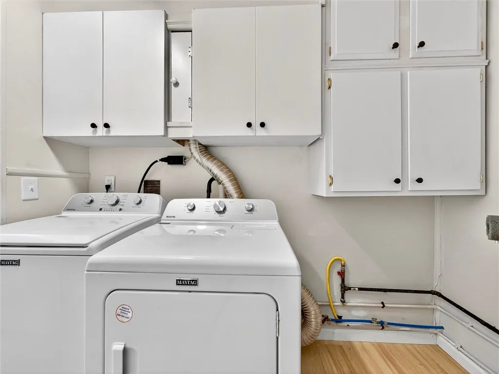 50 Pontiac Street, Webster, New York 14580, Webster, New York 14580, 4 Bedrooms Bedrooms, 7 Rooms Rooms,1 BathroomBathrooms,Residential,Closed,50 Pontiac Street, Webster, New York 14580,0,R1636921