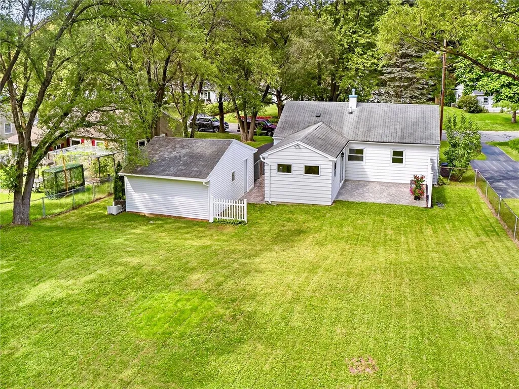 50 Pontiac Street, Webster, New York 14580, Webster, New York 14580, 4 Bedrooms Bedrooms, 7 Rooms Rooms,1 BathroomBathrooms,Residential,Closed,50 Pontiac Street, Webster, New York 14580,0,R1636921