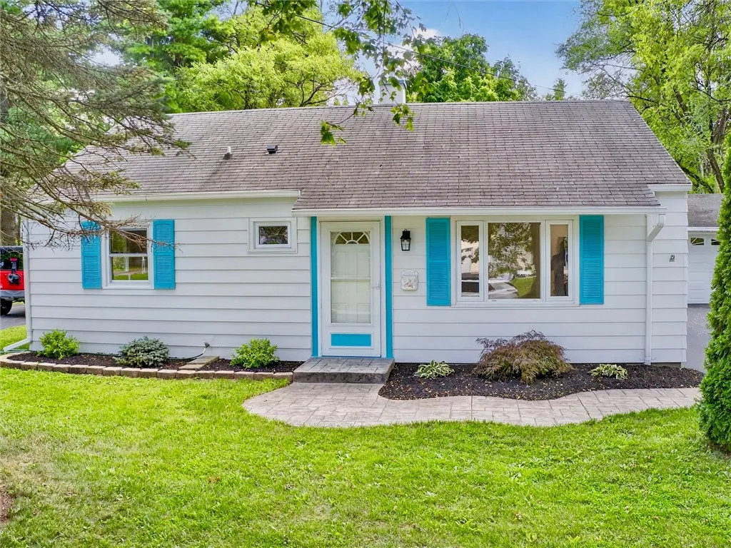 Stamp concrete side walks and back patio