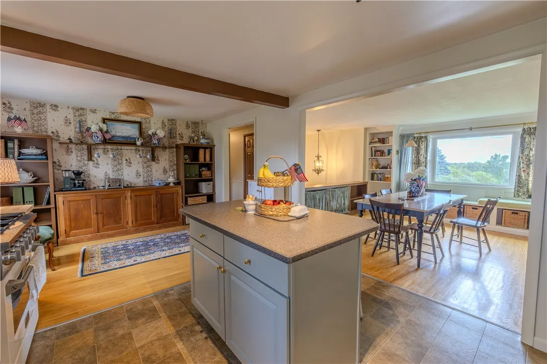 945 Bunker Hill Drive, Macedon, New York 14502, Macedon, New York 14502, 5 Bedrooms Bedrooms, 8 Rooms Rooms,2 BathroomsBathrooms,Residential,For Sale,945 Bunker Hill Drive, Macedon, New York 14502,0,R1636599