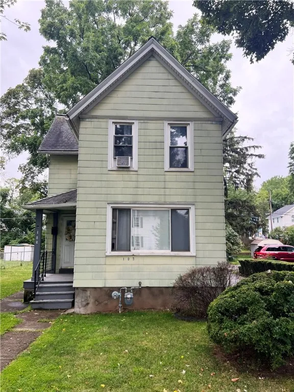 105 Brooks Avenue, Rochester, New York 14619, Rochester, New York 14619, 4 Bedrooms Bedrooms, 7 Rooms Rooms,1 BathroomBathrooms,Residential,For Sale,105 Brooks Avenue, Rochester, New York 14619,0,R1633993