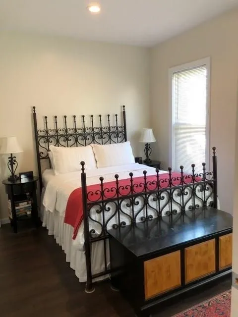 408 West Broad St - Lower, Horseheads, New York 14, Horseheads, New York 14845, 2 Bedrooms Bedrooms, 5 Rooms Rooms,2 BathroomsBathrooms,Residential Lease,For Rent,408 West Broad St - Lower, Horseheads, New York 14,0,R1636952
