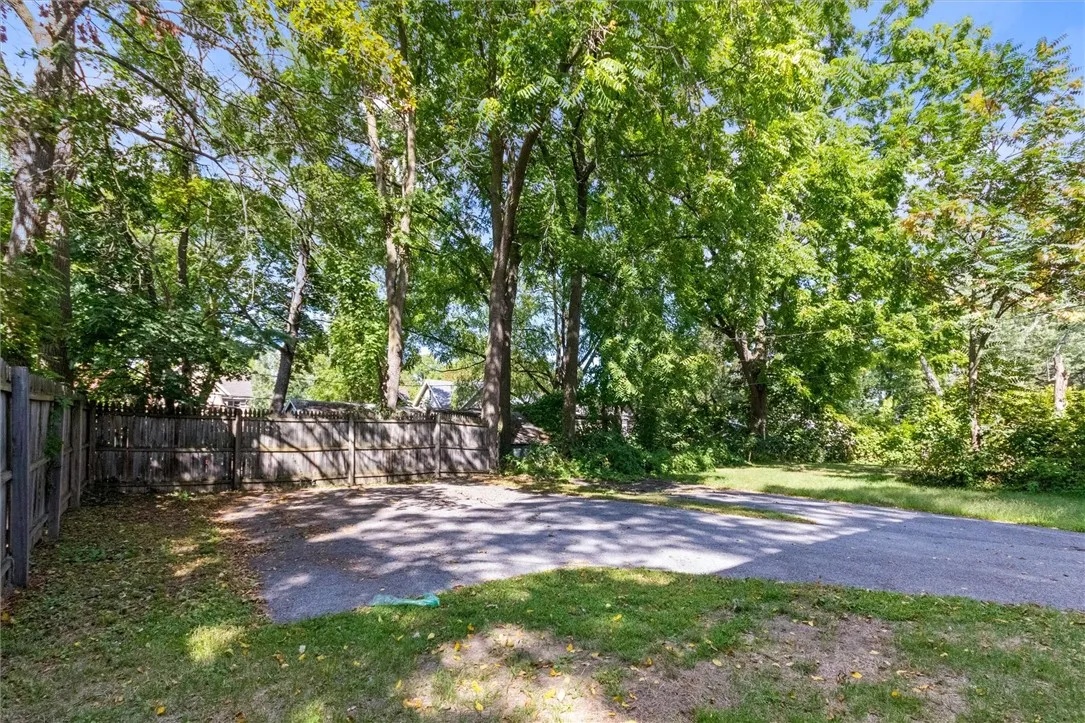 202 Terrace Park, Rochester, New York 14619, Rochester, New York 14619, 2 Bedrooms Bedrooms, 6 Rooms Rooms,1 BathroomBathrooms,Residential,For Sale,202 Terrace Park, Rochester, New York 14619,0,R1636192