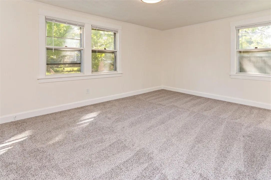 202 Terrace Park, Rochester, New York 14619, Rochester, New York 14619, 2 Bedrooms Bedrooms, 6 Rooms Rooms,1 BathroomBathrooms,Residential,For Sale,202 Terrace Park, Rochester, New York 14619,0,R1636192