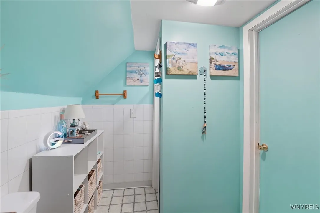 46 Long Avenue, Cheektowaga, New York 14225, Cheektowaga, New York 14225, 4 Bedrooms Bedrooms, 8 Rooms Rooms,2 BathroomsBathrooms,Residential,For Sale,46 Long Avenue, Cheektowaga, New York 14225,0,B1636347