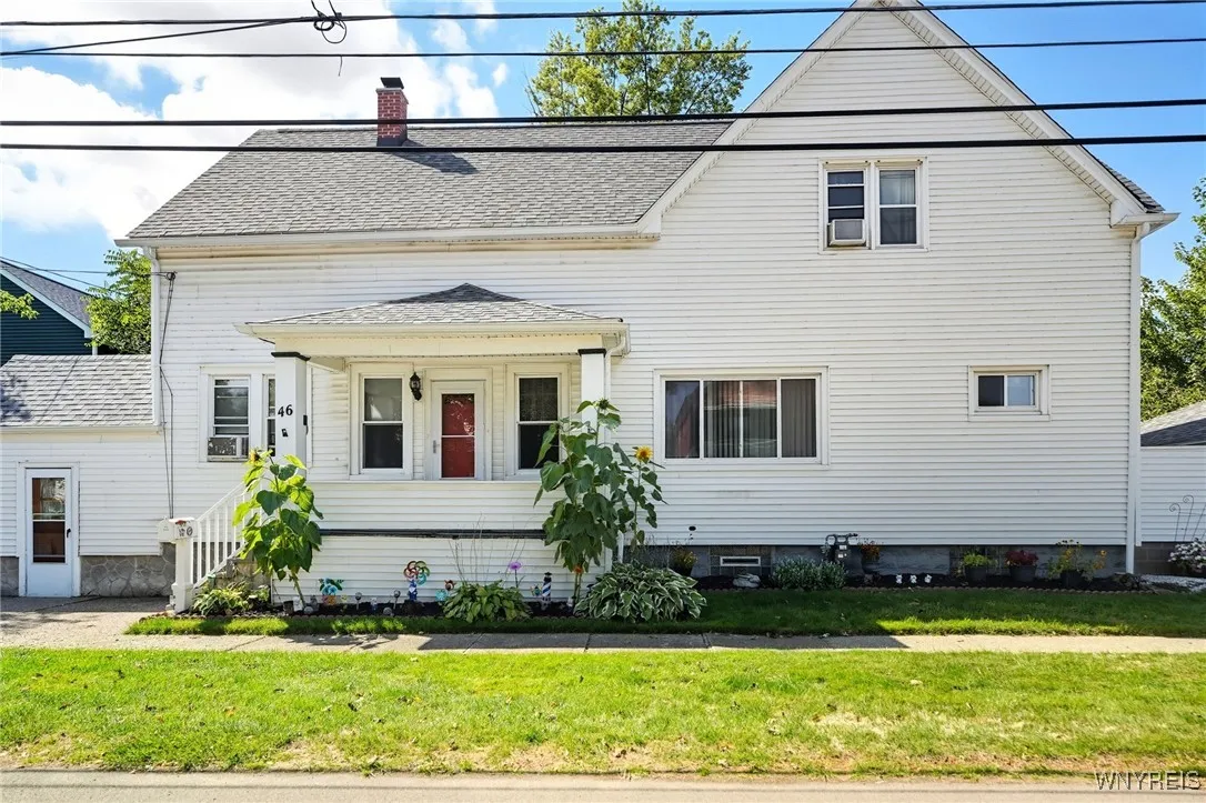 46 Long Avenue, Cheektowaga, New York 14225, Cheektowaga, New York 14225, 4 Bedrooms Bedrooms, 8 Rooms Rooms,2 BathroomsBathrooms,Residential,For Sale,46 Long Avenue, Cheektowaga, New York 14225,0,B1636347
