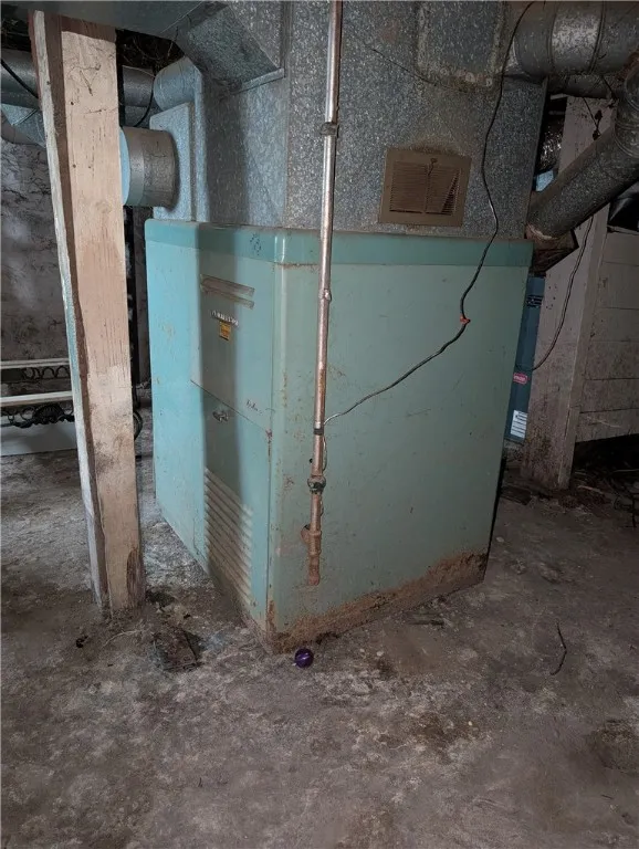 203 Emerson Street, Rochester, New York 14613, Rochester, New York 14613, 5 Bedrooms Bedrooms, ,2 BathroomsBathrooms,Residential,Closed,203 Emerson Street, Rochester, New York 14613,0,R1633871