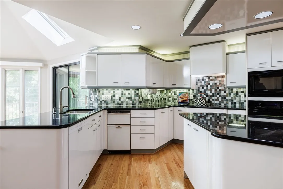 40 Framingham Lane, Pittsford, New York 14534, Pittsford, New York 14534, 4 Bedrooms Bedrooms, 15 Rooms Rooms,4 BathroomsBathrooms,Residential,For Sale,40 Framingham Lane, Pittsford, New York 14534,0,R1636815
