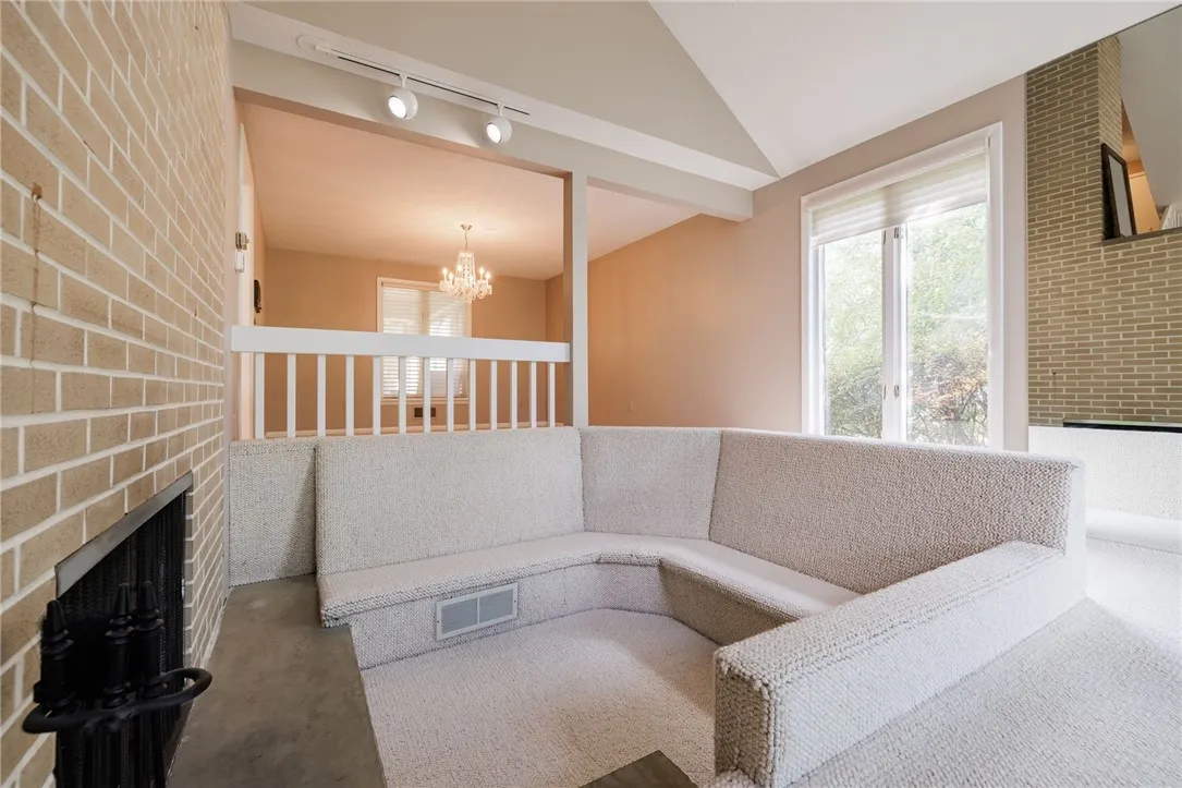 40 Framingham Lane, Pittsford, New York 14534, Pittsford, New York 14534, 4 Bedrooms Bedrooms, 15 Rooms Rooms,4 BathroomsBathrooms,Residential,For Sale,40 Framingham Lane, Pittsford, New York 14534,0,R1636815