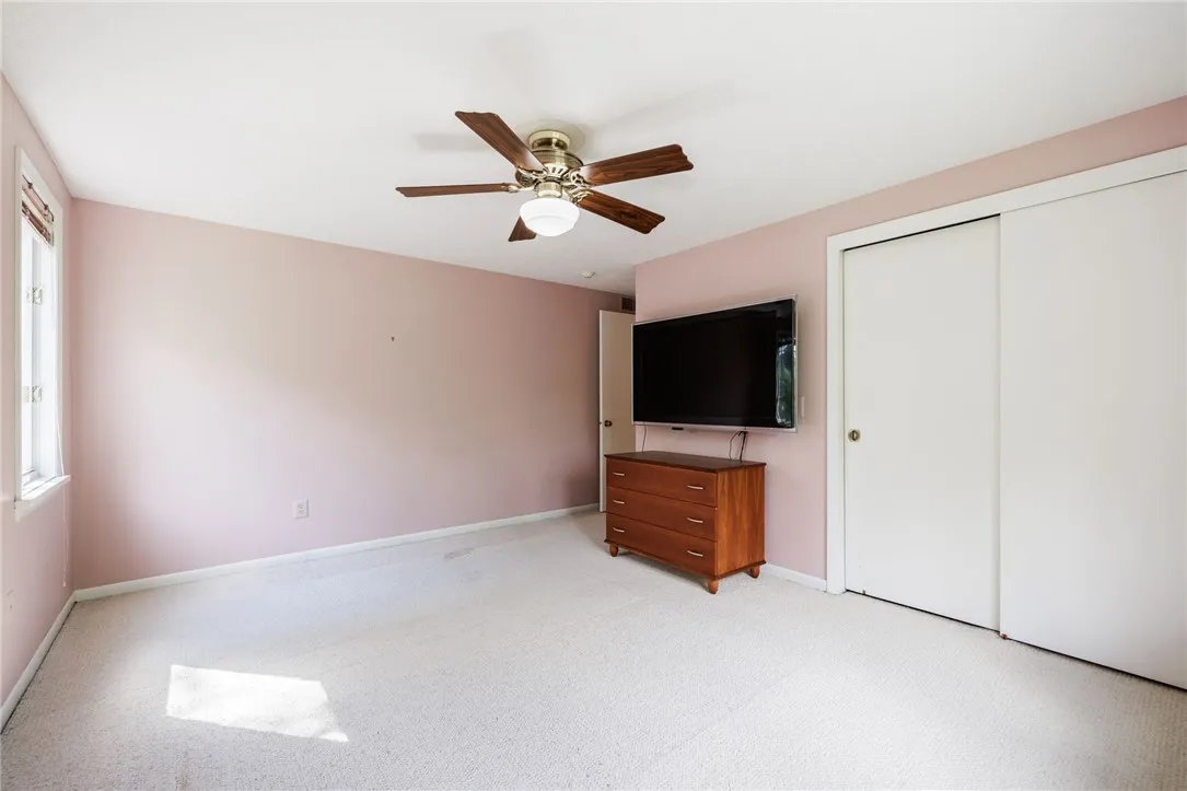 40 Framingham Lane, Pittsford, New York 14534, Pittsford, New York 14534, 4 Bedrooms Bedrooms, 15 Rooms Rooms,4 BathroomsBathrooms,Residential,For Sale,40 Framingham Lane, Pittsford, New York 14534,0,R1636815