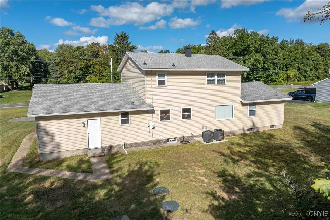 1347 County Route 57, Volney, New York 13069, Volney, New York 13069, 4 Bedrooms Bedrooms, 9 Rooms Rooms,3 BathroomsBathrooms,Residential,For Sale,1347 County Route 57, Volney, New York 13069,0,S1636651