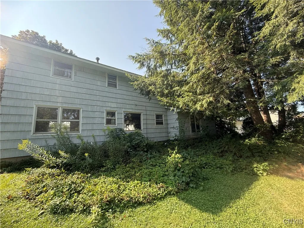 63 Bayberry Circle, Clay, New York 13090, Clay, New York 13090, 4 Bedrooms Bedrooms, 8 Rooms Rooms,1 BathroomBathrooms,Residential,Closed,63 Bayberry Circle, Clay, New York 13090,0,S1636282