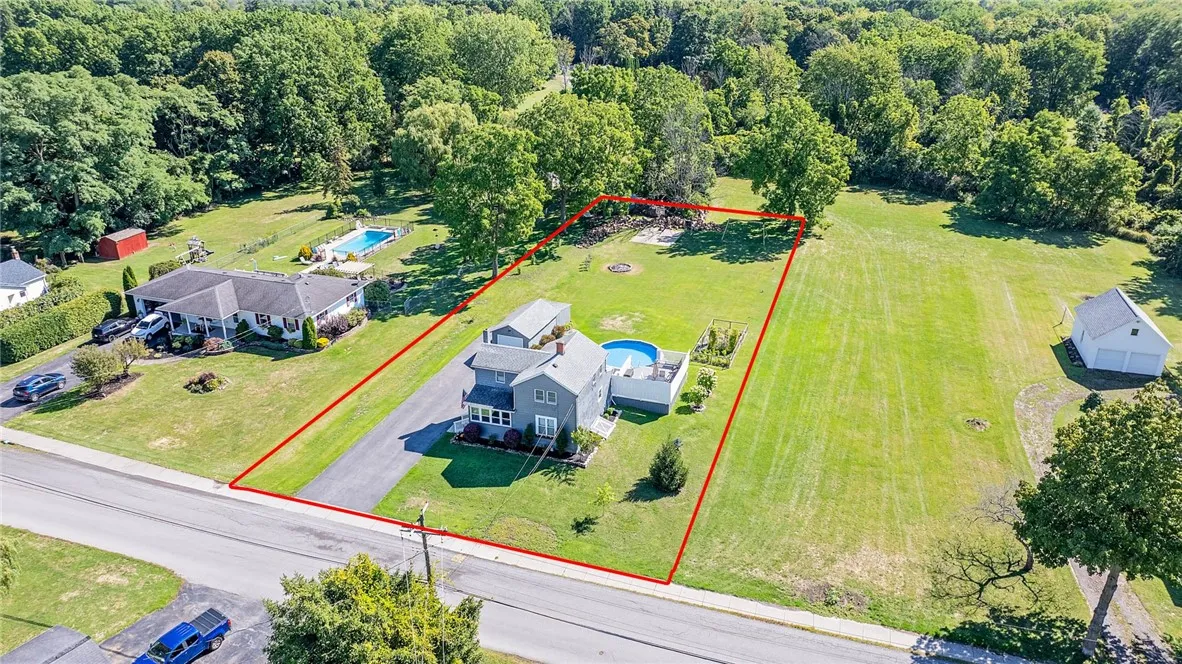 9195 Summit Street Road, Leroy, New York 14482, Leroy, New York 14482, 3 Bedrooms Bedrooms, 6 Rooms Rooms,1 BathroomBathrooms,Residential,For Sale,9195 Summit Street Road, Leroy, New York 14482,0,R1635051