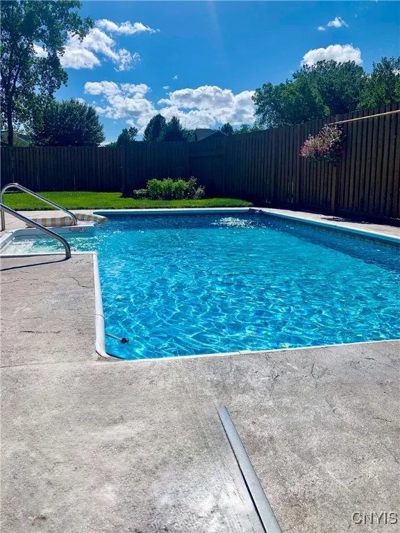 3219 Holly Ridge, Lysander, New York 13027, Lysander, New York 13027, 3 Bedrooms Bedrooms, 8 Rooms Rooms,2 BathroomsBathrooms,Residential,Closed,3219 Holly Ridge, Lysander, New York 13027,0,S1635605