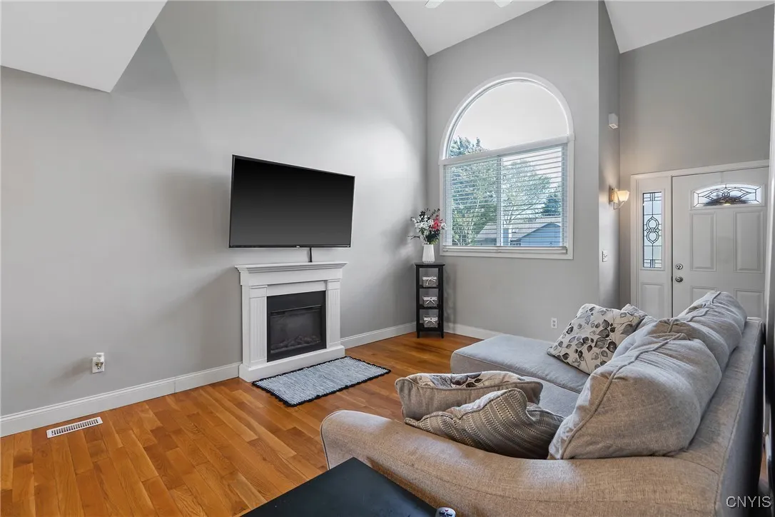 3219 Holly Ridge, Lysander, New York 13027, Lysander, New York 13027, 3 Bedrooms Bedrooms, 8 Rooms Rooms,2 BathroomsBathrooms,Residential,Closed,3219 Holly Ridge, Lysander, New York 13027,0,S1635605