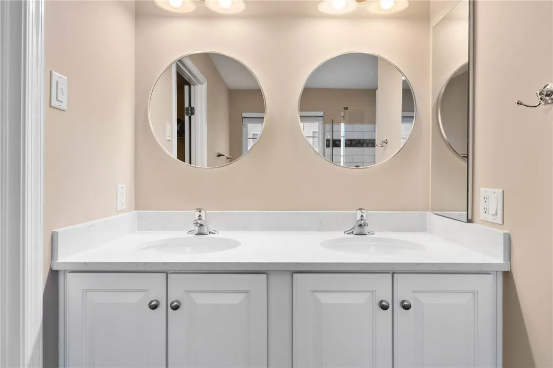 8 Jenna Way, Henrietta, New York 14623, Henrietta, New York 14623, 3 Bedrooms Bedrooms, 6 Rooms Rooms,2 BathroomsBathrooms,Residential,Closed,8 Jenna Way, Henrietta, New York 14623,0,R1634514