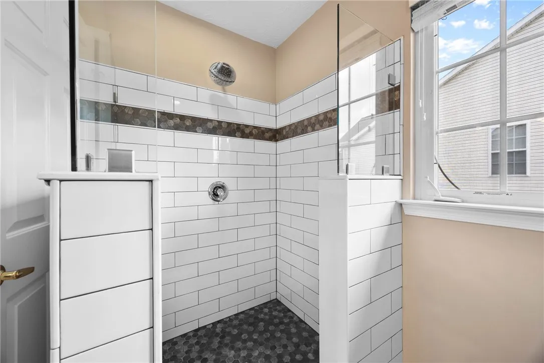 8 Jenna Way, Henrietta, New York 14623, Henrietta, New York 14623, 3 Bedrooms Bedrooms, 6 Rooms Rooms,2 BathroomsBathrooms,Residential,Closed,8 Jenna Way, Henrietta, New York 14623,0,R1634514