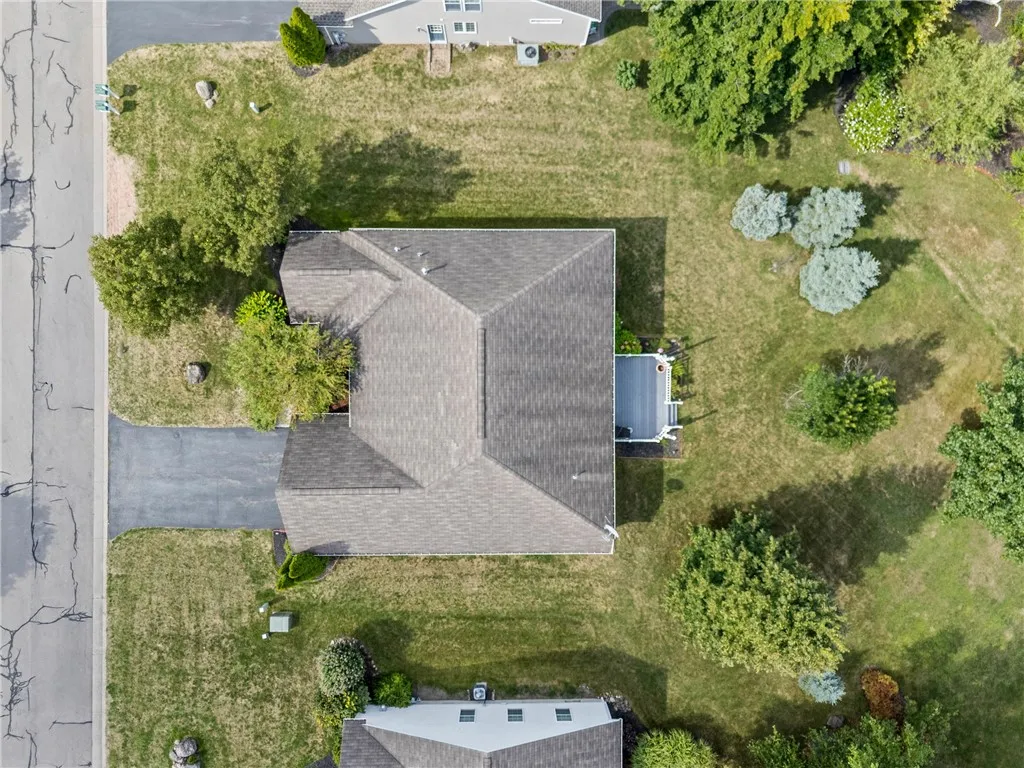 8 Jenna Way, Henrietta, New York 14623, Henrietta, New York 14623, 3 Bedrooms Bedrooms, 6 Rooms Rooms,2 BathroomsBathrooms,Residential,Closed,8 Jenna Way, Henrietta, New York 14623,0,R1634514