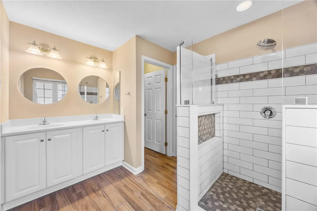 8 Jenna Way, Henrietta, New York 14623, Henrietta, New York 14623, 3 Bedrooms Bedrooms, 6 Rooms Rooms,2 BathroomsBathrooms,Residential,Closed,8 Jenna Way, Henrietta, New York 14623,0,R1634514