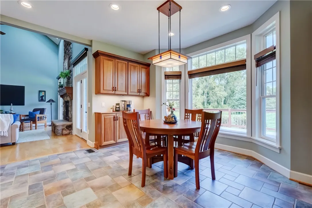28 Deer Path, Mendon, New York 14472, Mendon, New York 14472, 4 Bedrooms Bedrooms, 10 Rooms Rooms,4 BathroomsBathrooms,Residential,For Sale,28 Deer Path, Mendon, New York 14472,0,R1635456