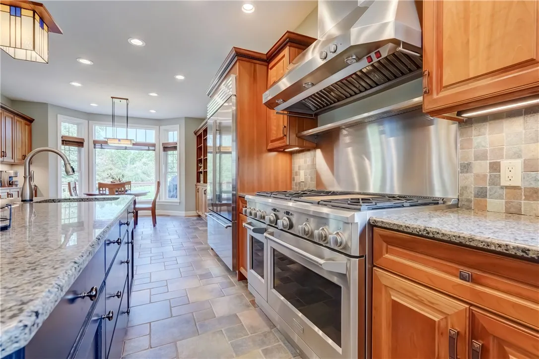 28 Deer Path, Mendon, New York 14472, Mendon, New York 14472, 4 Bedrooms Bedrooms, 10 Rooms Rooms,4 BathroomsBathrooms,Residential,For Sale,28 Deer Path, Mendon, New York 14472,0,R1635456