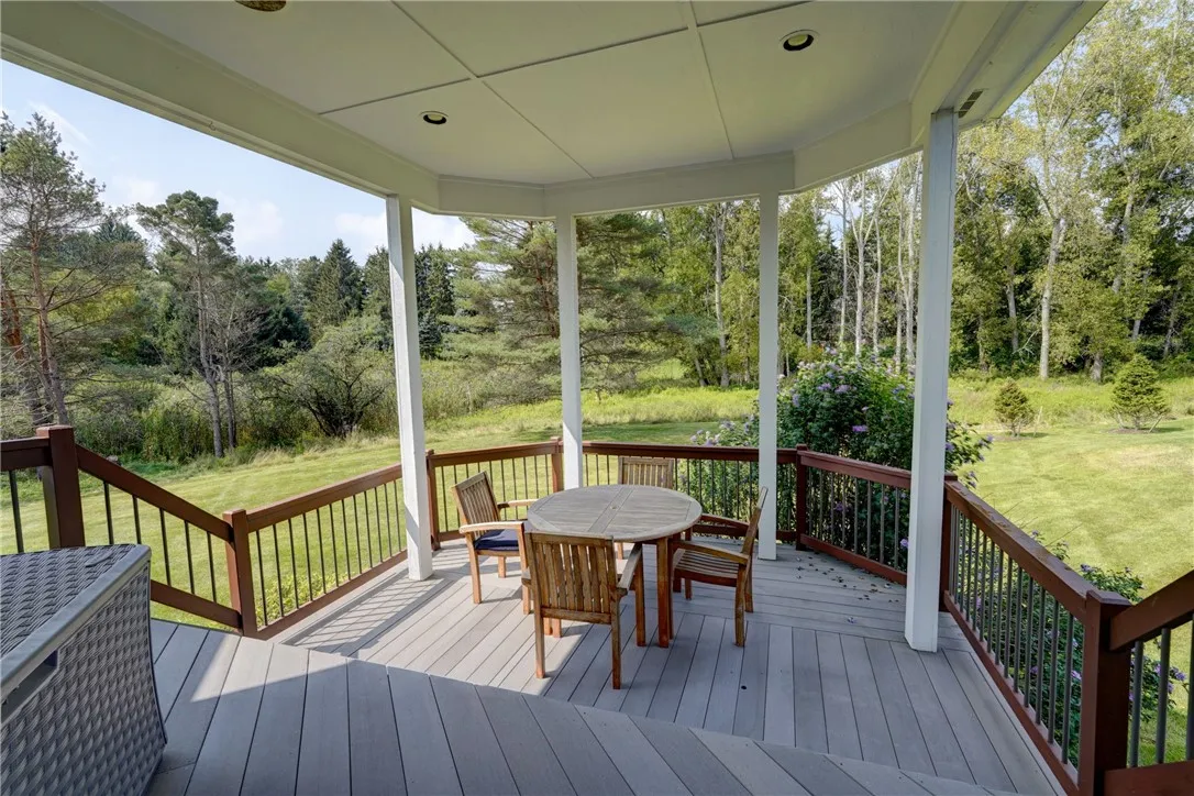 28 Deer Path, Mendon, New York 14472, Mendon, New York 14472, 4 Bedrooms Bedrooms, 10 Rooms Rooms,4 BathroomsBathrooms,Residential,For Sale,28 Deer Path, Mendon, New York 14472,0,R1635456