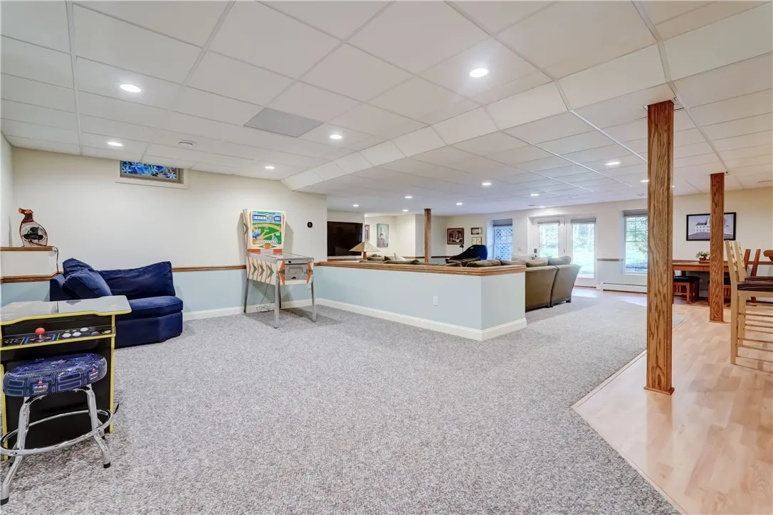 28 Deer Path, Mendon, New York 14472, Mendon, New York 14472, 4 Bedrooms Bedrooms, 10 Rooms Rooms,4 BathroomsBathrooms,Residential,For Sale,28 Deer Path, Mendon, New York 14472,0,R1635456