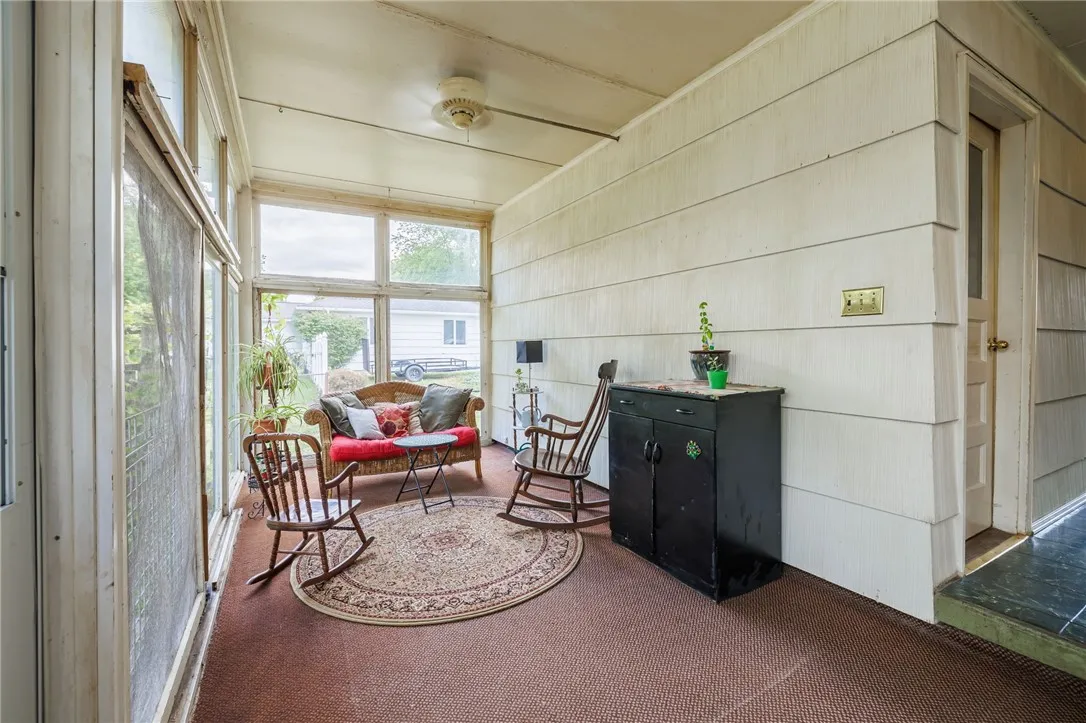 862 Hinchey Road, Gates, New York 14624, Gates, New York 14624, 3 Bedrooms Bedrooms, 6 Rooms Rooms,1 BathroomBathrooms,Residential,For Sale,862 Hinchey Road, Gates, New York 14624,0,R1636302