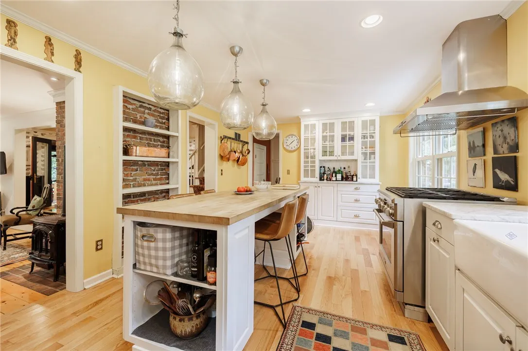 1660 Creek Street, Penfield, New York 14625, Penfield, New York 14625, 4 Bedrooms Bedrooms, 9 Rooms Rooms,2 BathroomsBathrooms,Residential,For Sale,1660 Creek Street, Penfield, New York 14625,0,R1635359