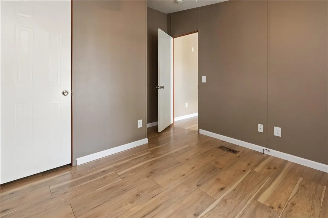 111 Montana Lane, Manchester, New York 14432, Manchester, New York 14432, 3 Bedrooms Bedrooms, 6 Rooms Rooms,2 BathroomsBathrooms,Residential,For Sale,111 Montana Lane, Manchester, New York 14432,0,R1636544