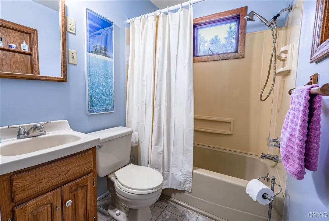6202 Cemetery Road, Lee, New York 13440, Lee, New York 13440, 4 Bedrooms Bedrooms, 10 Rooms Rooms,2 BathroomsBathrooms,Residential,Closed,6202 Cemetery Road, Lee, New York 13440,0,S1636747
