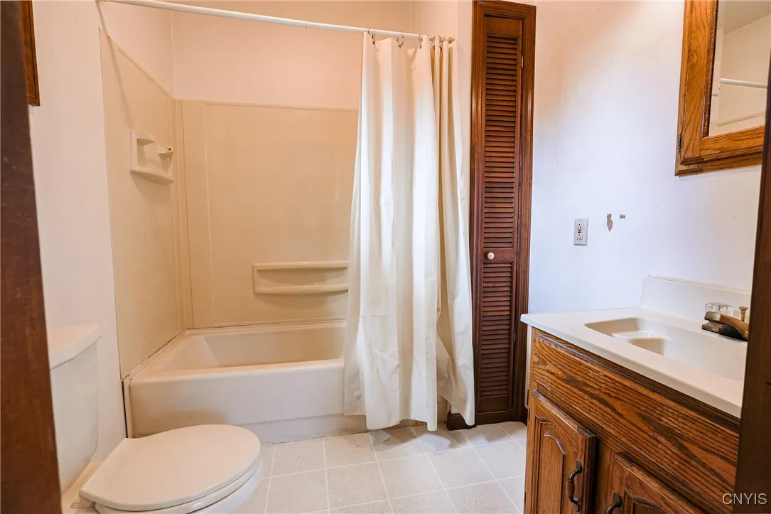 6202 Cemetery Road, Lee, New York 13440, Lee, New York 13440, 4 Bedrooms Bedrooms, 10 Rooms Rooms,2 BathroomsBathrooms,Residential,Closed,6202 Cemetery Road, Lee, New York 13440,0,S1636747