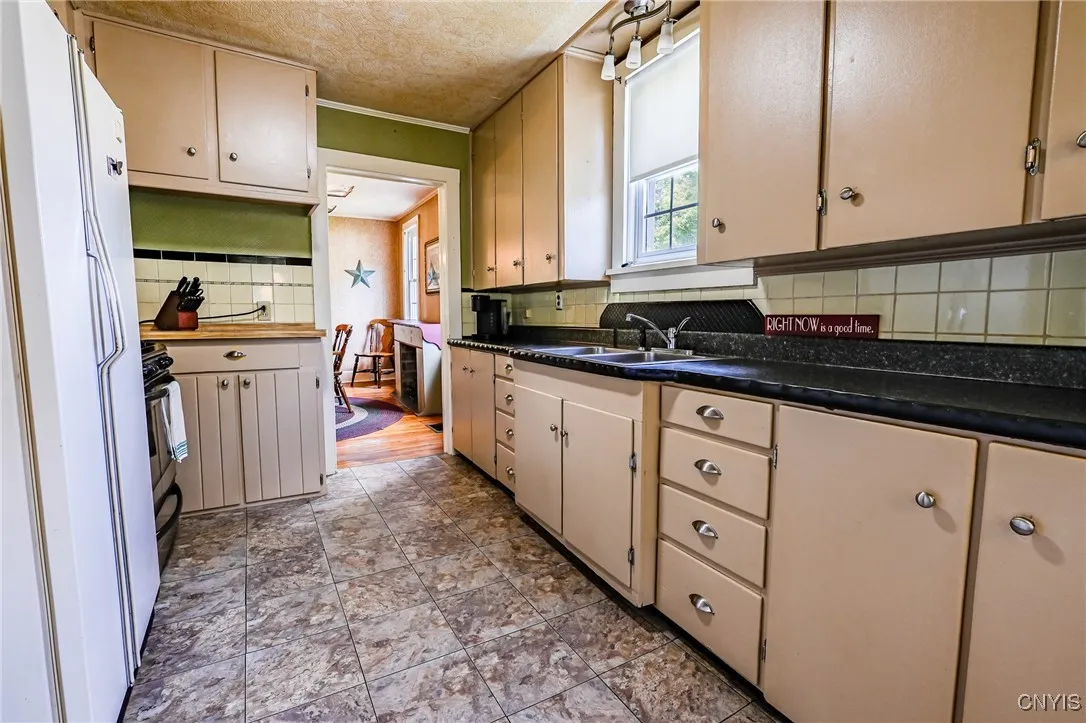 6202 Cemetery Road, Lee, New York 13440, Lee, New York 13440, 4 Bedrooms Bedrooms, 10 Rooms Rooms,2 BathroomsBathrooms,Residential,Closed,6202 Cemetery Road, Lee, New York 13440,0,S1636747