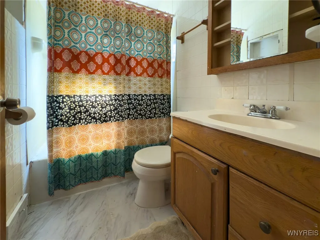 83 Kirkwood Drive, West Seneca, New York 14224, West Seneca, New York 14224, 3 Bedrooms Bedrooms, 5 Rooms Rooms,1 BathroomBathrooms,Residential,Closed,83 Kirkwood Drive, West Seneca, New York 14224,0,B1636639