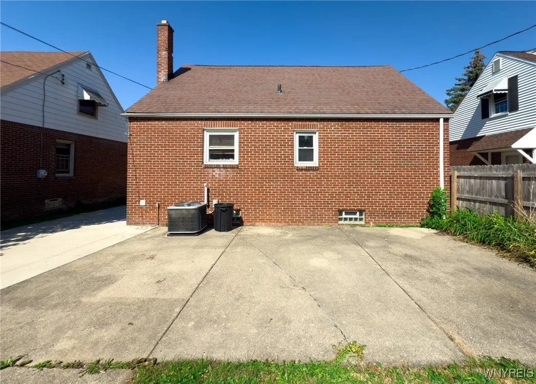 83 Kirkwood Drive, West Seneca, New York 14224, West Seneca, New York 14224, 3 Bedrooms Bedrooms, 5 Rooms Rooms,1 BathroomBathrooms,Residential,Closed,83 Kirkwood Drive, West Seneca, New York 14224,0,B1636639