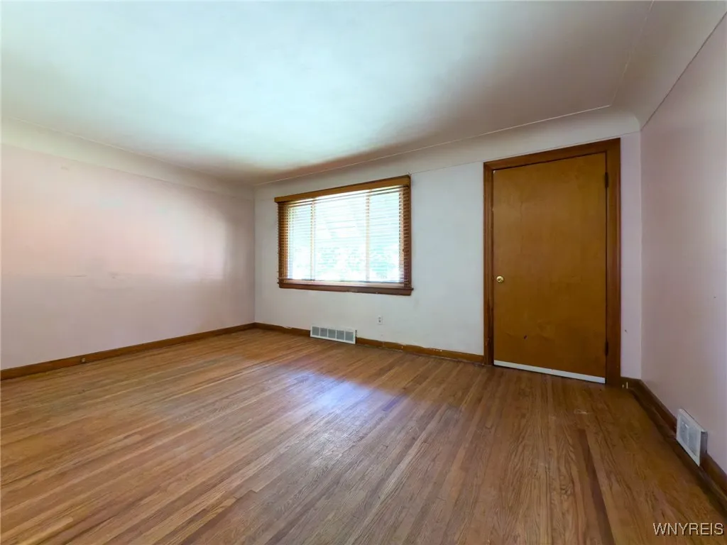 83 Kirkwood Drive, West Seneca, New York 14224, West Seneca, New York 14224, 3 Bedrooms Bedrooms, 5 Rooms Rooms,1 BathroomBathrooms,Residential,Closed,83 Kirkwood Drive, West Seneca, New York 14224,0,B1636639