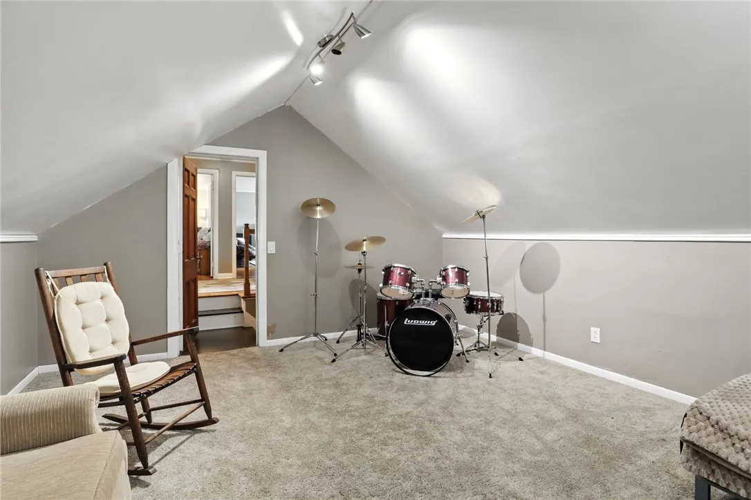 85 Druid Hill Park, Irondequoit, New York 14609, Irondequoit, New York 14609, 3 Bedrooms Bedrooms, 7 Rooms Rooms,1 BathroomBathrooms,Residential,Closed,85 Druid Hill Park, Irondequoit, New York 14609,0,R1636361