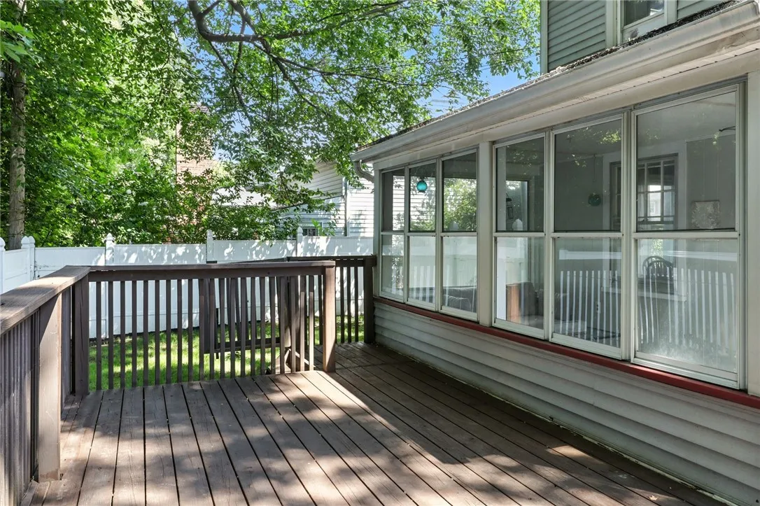 85 Druid Hill Park, Irondequoit, New York 14609, Irondequoit, New York 14609, 3 Bedrooms Bedrooms, 7 Rooms Rooms,1 BathroomBathrooms,Residential,Closed,85 Druid Hill Park, Irondequoit, New York 14609,0,R1636361