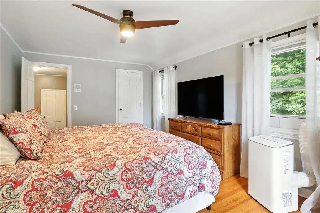 85 Druid Hill Park, Irondequoit, New York 14609, Irondequoit, New York 14609, 3 Bedrooms Bedrooms, 7 Rooms Rooms,1 BathroomBathrooms,Residential,Closed,85 Druid Hill Park, Irondequoit, New York 14609,0,R1636361