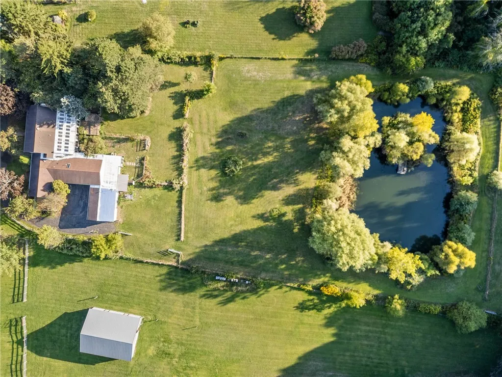 11 Old Brook Trail, Mendon, New York 14472, Mendon, New York 14472, 4 Bedrooms Bedrooms, 11 Rooms Rooms,4 BathroomsBathrooms,Residential,Closed,11 Old Brook Trail, Mendon, New York 14472,0,R1636847