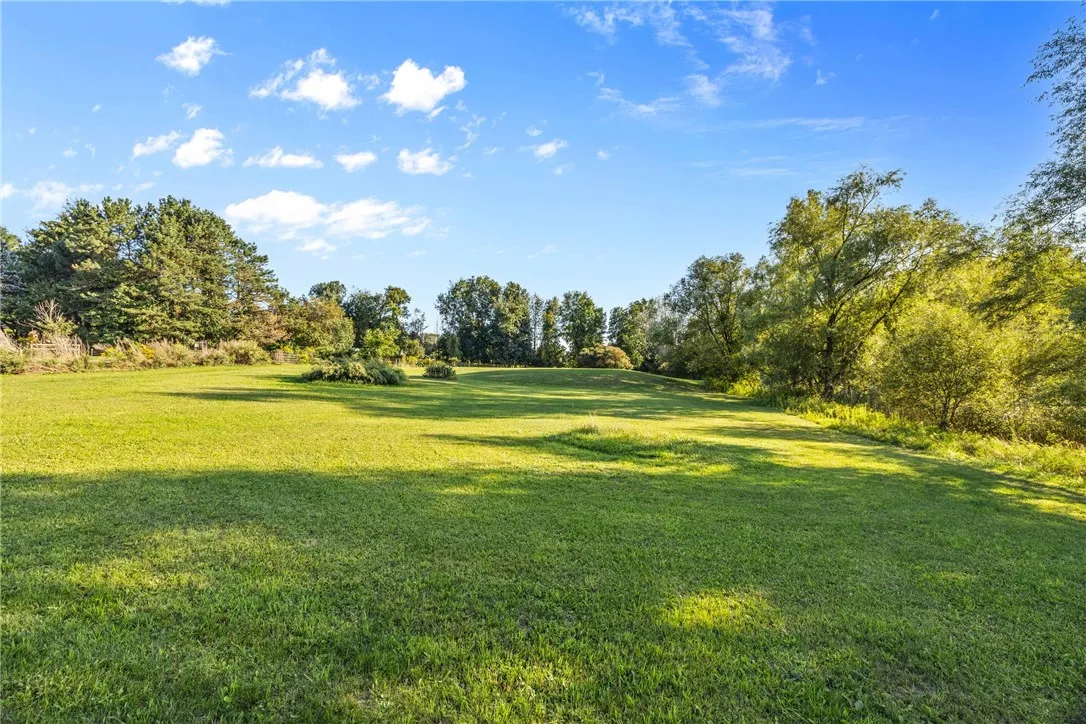 11 Old Brook Trail, Mendon, New York 14472, Mendon, New York 14472, 4 Bedrooms Bedrooms, 11 Rooms Rooms,4 BathroomsBathrooms,Residential,Closed,11 Old Brook Trail, Mendon, New York 14472,0,R1636847