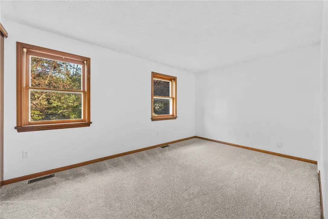 11 Old Brook Trail, Mendon, New York 14472, Mendon, New York 14472, 4 Bedrooms Bedrooms, 11 Rooms Rooms,4 BathroomsBathrooms,Residential,Closed,11 Old Brook Trail, Mendon, New York 14472,0,R1636847